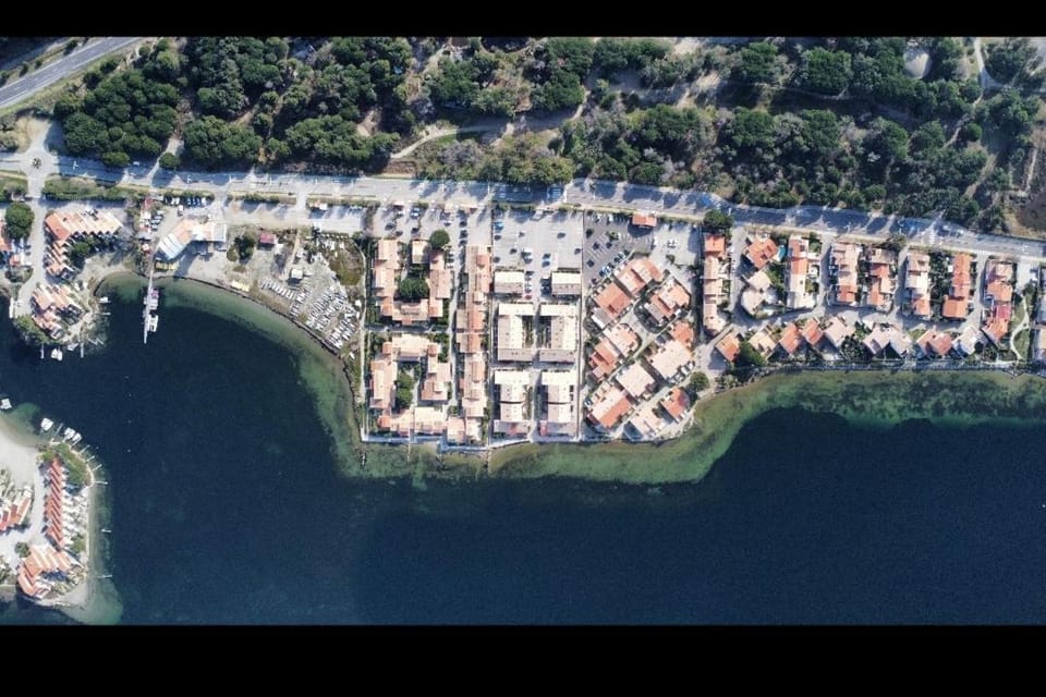 Natural landscape, Bird's eye view, Lake view, Sea view, Location