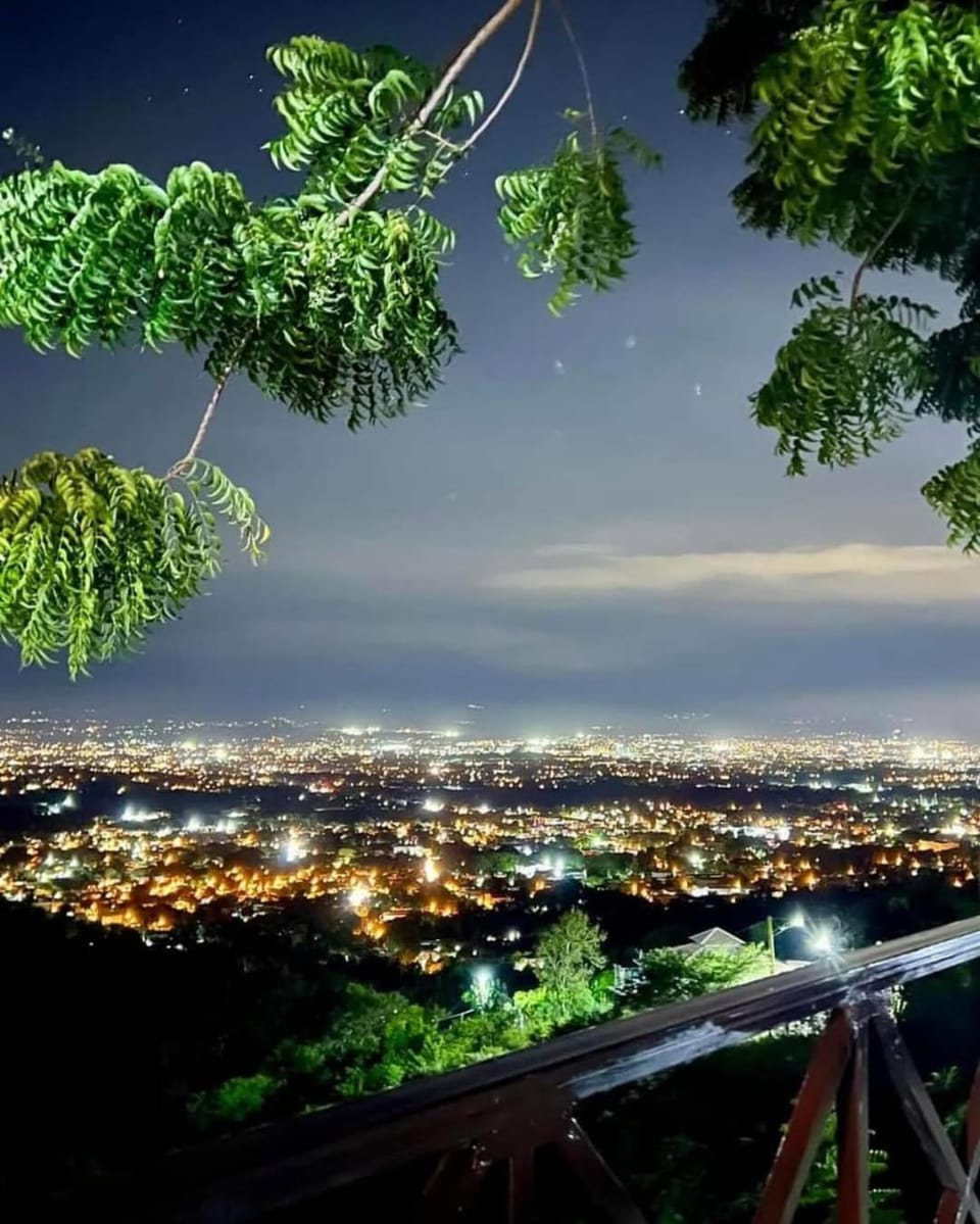 #1 Villa for Event, Party, BBQ, Pool, City View Villa in Santiago de los Caballeros