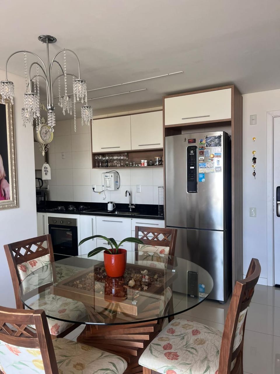 Kitchen or kitchenette, Dining area, oven, stove, toaster