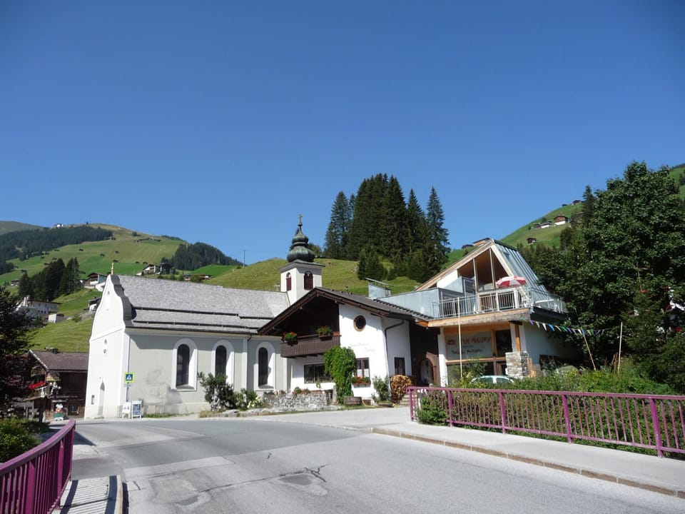 Property building, Day