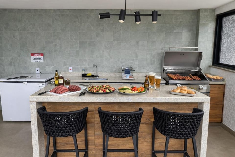 Food and drinks, Dining area