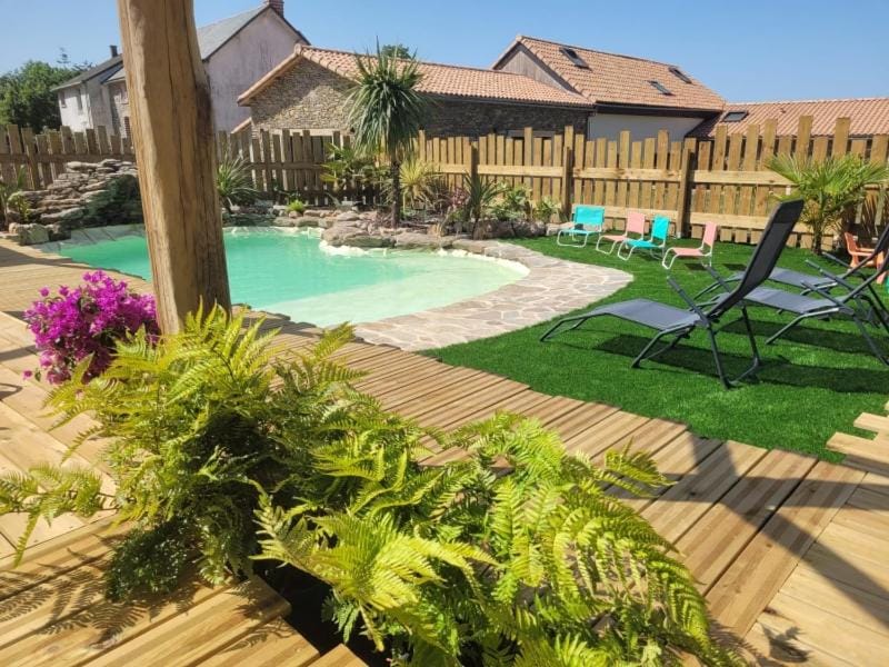 Bel des Prés - Cocùn - Piscine partagée House in Carquefou