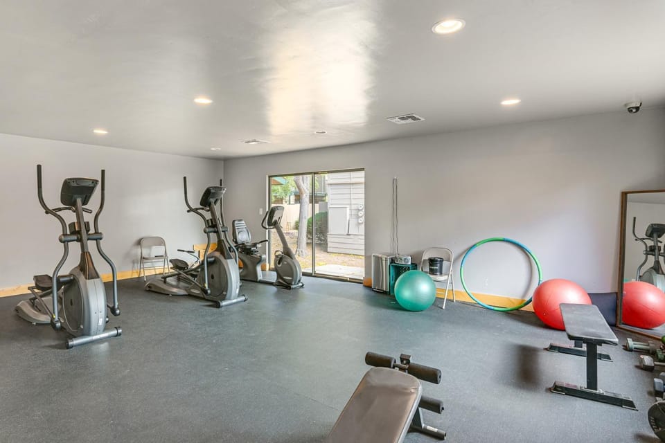 Near Central Dtwn Flagstaff! Chic Condo House in Flagstaff