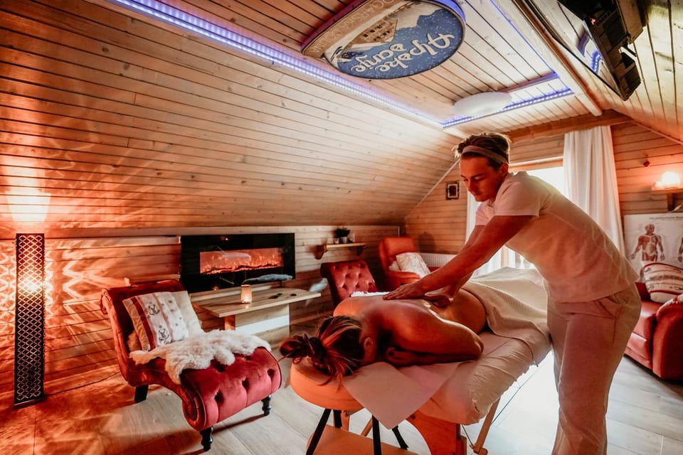 Holiday chalet "ALPINE DREAMS" with PRIVATE WELLNESS Bed and Breakfast in Carinthia, Austria