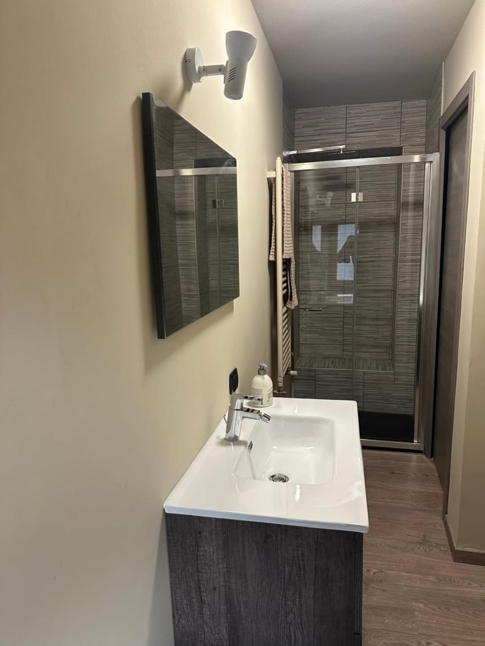 Shower, Bathroom