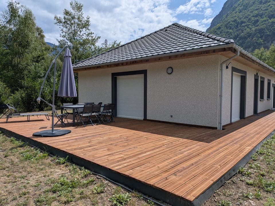 Maison vélo et ski House in Auvergne-Rhône-Alpes
