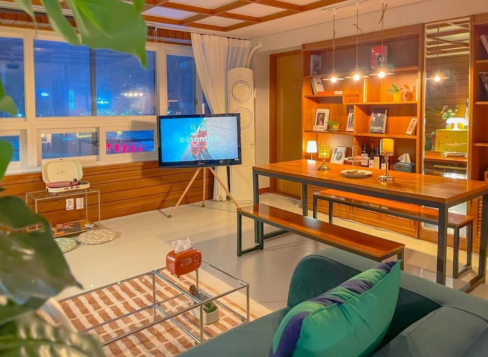 Wood Sage House, 3LDK, Busan Station KTX 1 minute distance, Apartment in Busan