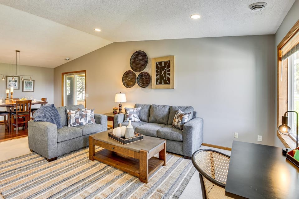 Across from Tetonka Lake: 4-Season Getaway! House in Minnesota