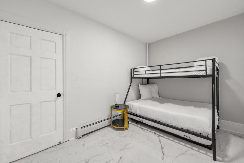 bunk bed