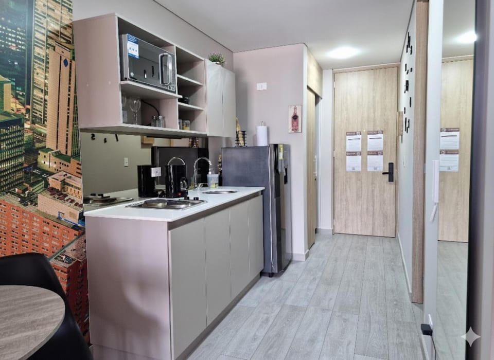 Coffee/tea facilities, Kitchen or kitchenette, minibar, oven, pet friendly, stove