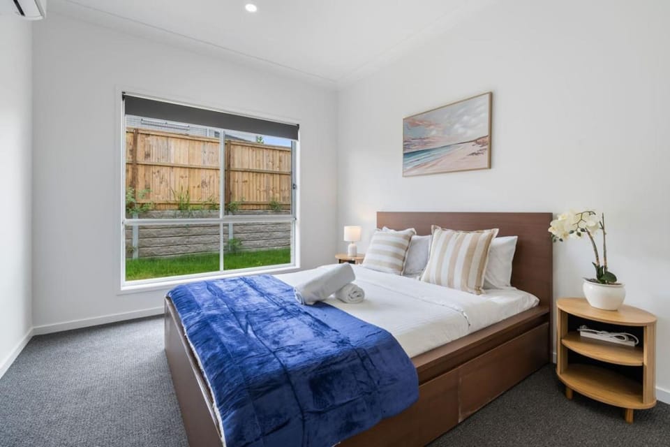 Brand New Convenient Family Home with Workspace House in Brisbane
