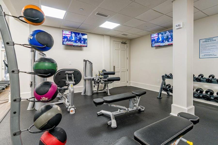 Day, TV and multimedia, Fitness centre/facilities, furniture