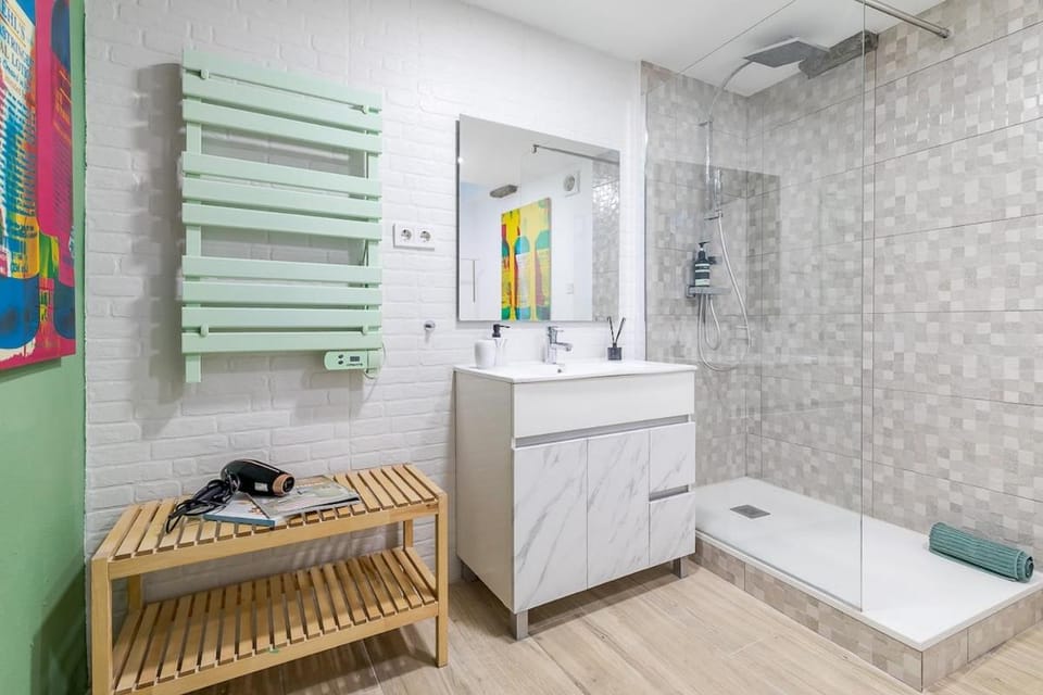 Art & Relax: Atocha Reina Sofía Studio Apartment in Centro