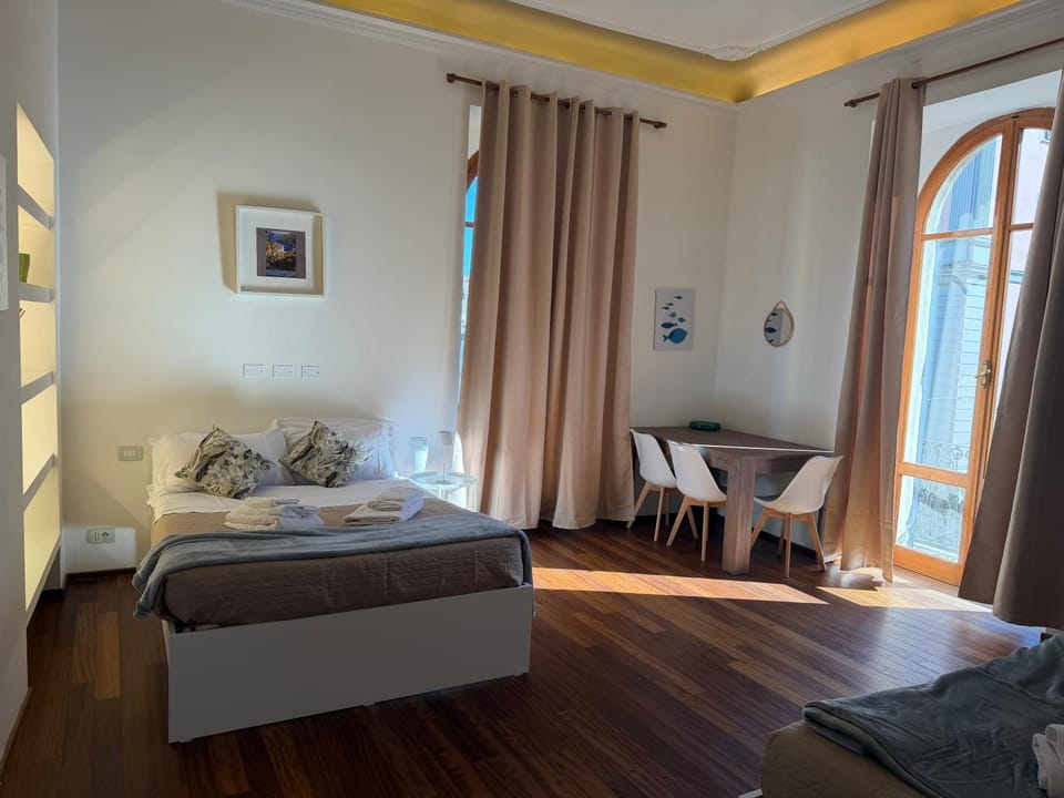 Cavour City Centre Bed and Breakfast in La Spezia