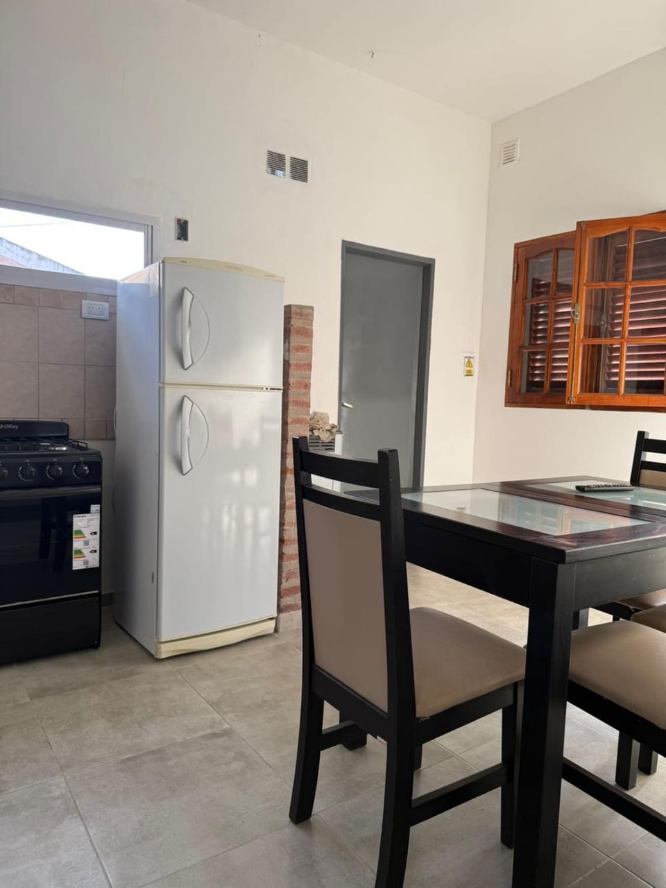 Dining area, pet friendly