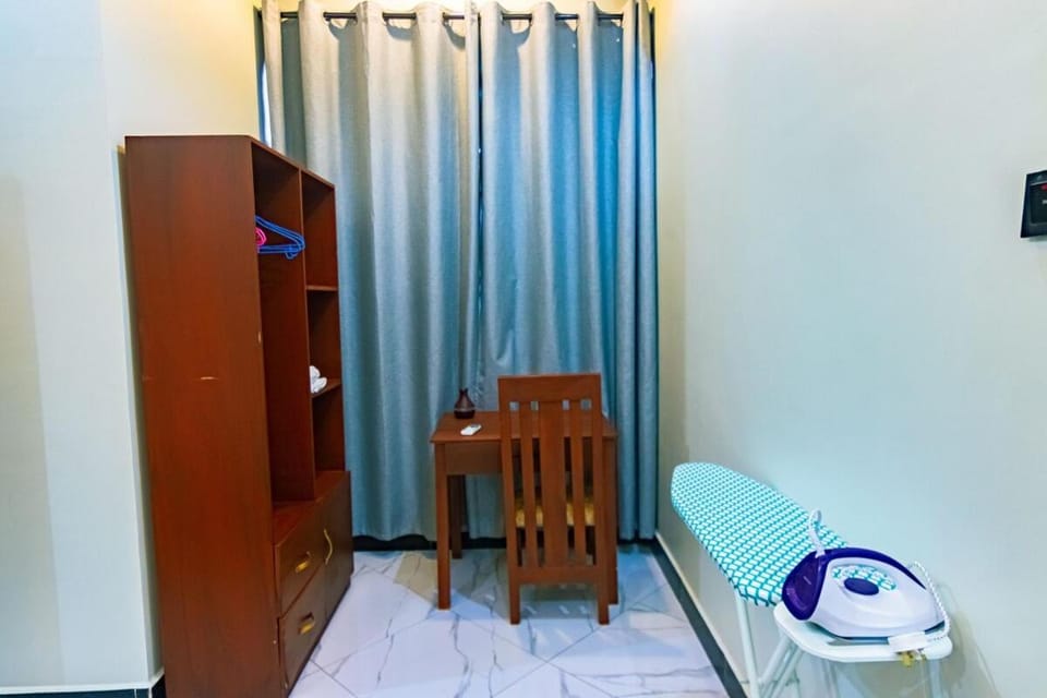 1Bed in Sinza Madukani -Breakfast, Fast Wi-Fi Apartment in City of Dar es Salaam