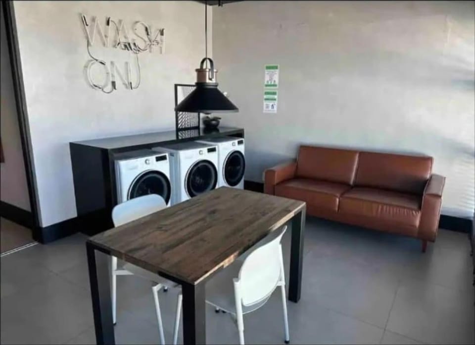Studio 706 Esmeralda Apartment in State of São Paulo