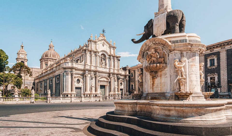 Property building, City view