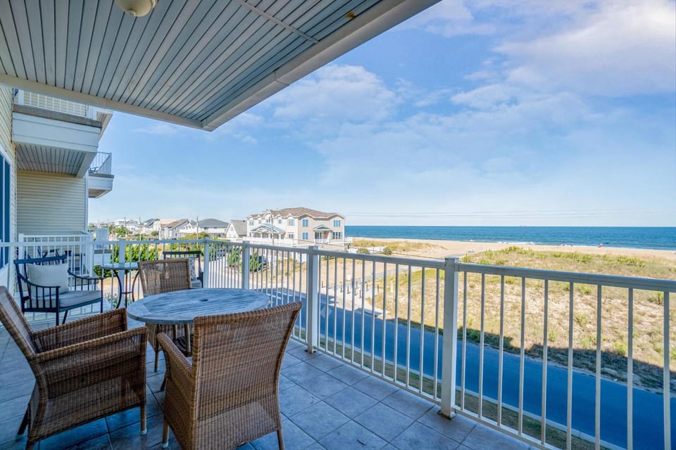 Beach Haven 213D - Oceanfront! House in Sandbridge
