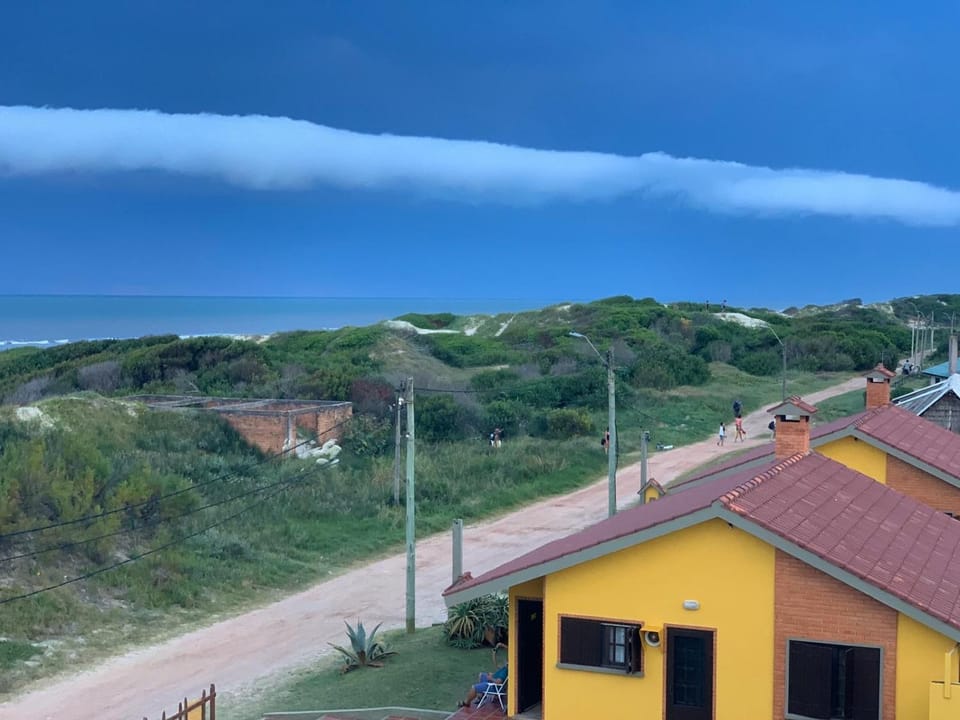 Neighbourhood, Sea view