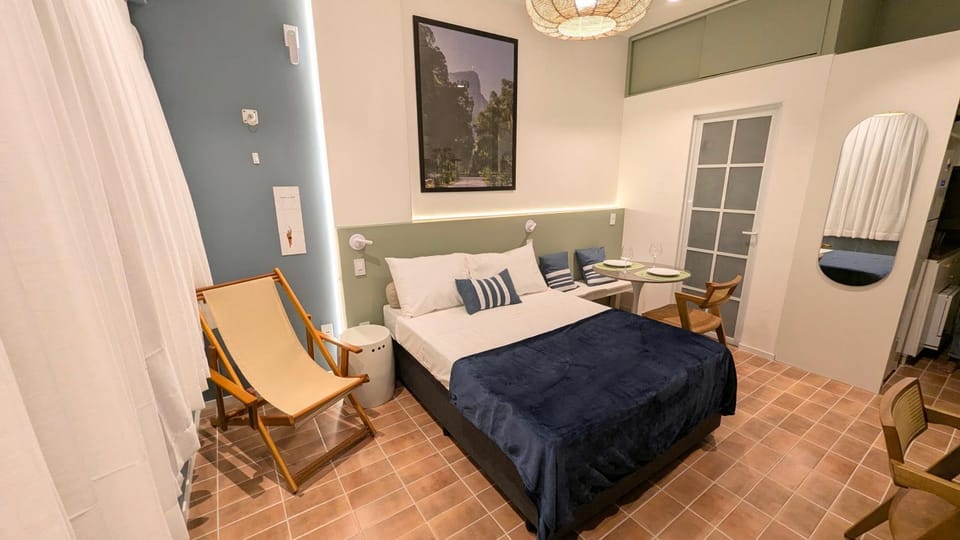 Bed, Photo of the whole room, sunbed