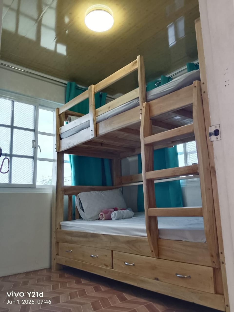 Rustic Retreat Three Bedroom House House in La Union