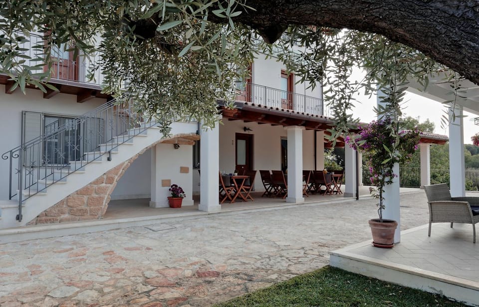Patio, Balcony/Terrace