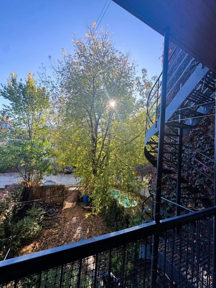 Balcony/Terrace, Garden view