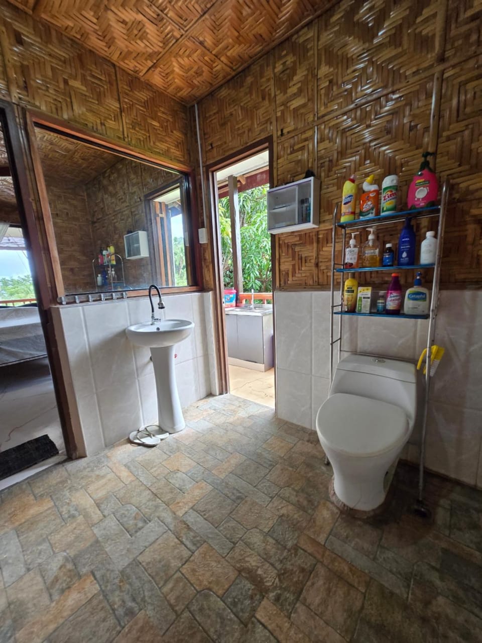 Toilet, Bathroom