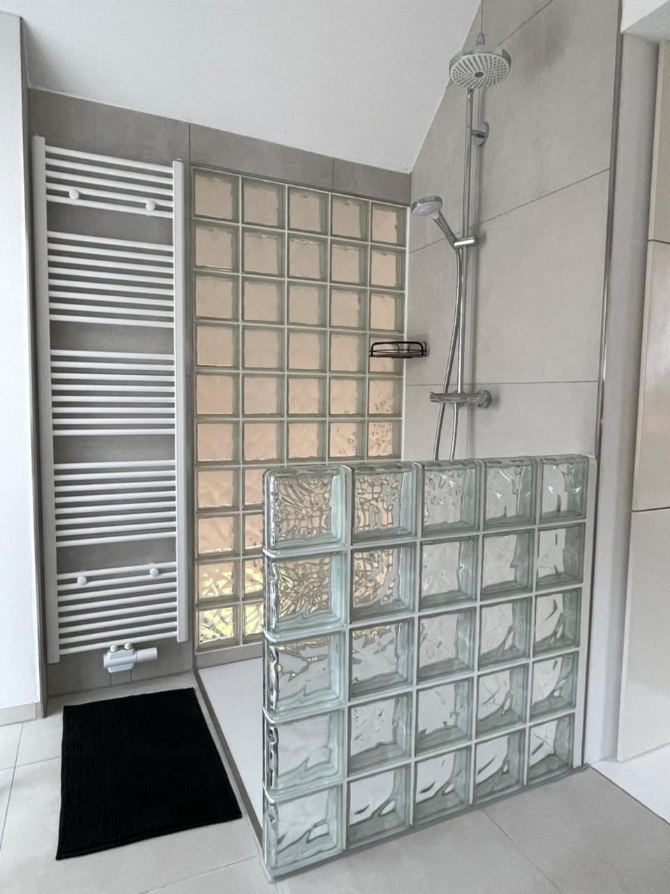 Shower, Bathroom, Decorative detail, Decorative detail