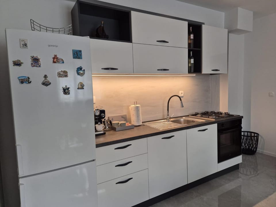 Coffee/tea facilities, Kitchen or kitchenette, dishwasher