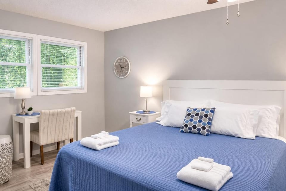 Luxury Living On Macotera Place House in Garland County