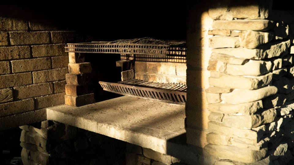 Property building, BBQ facilities, Dinner