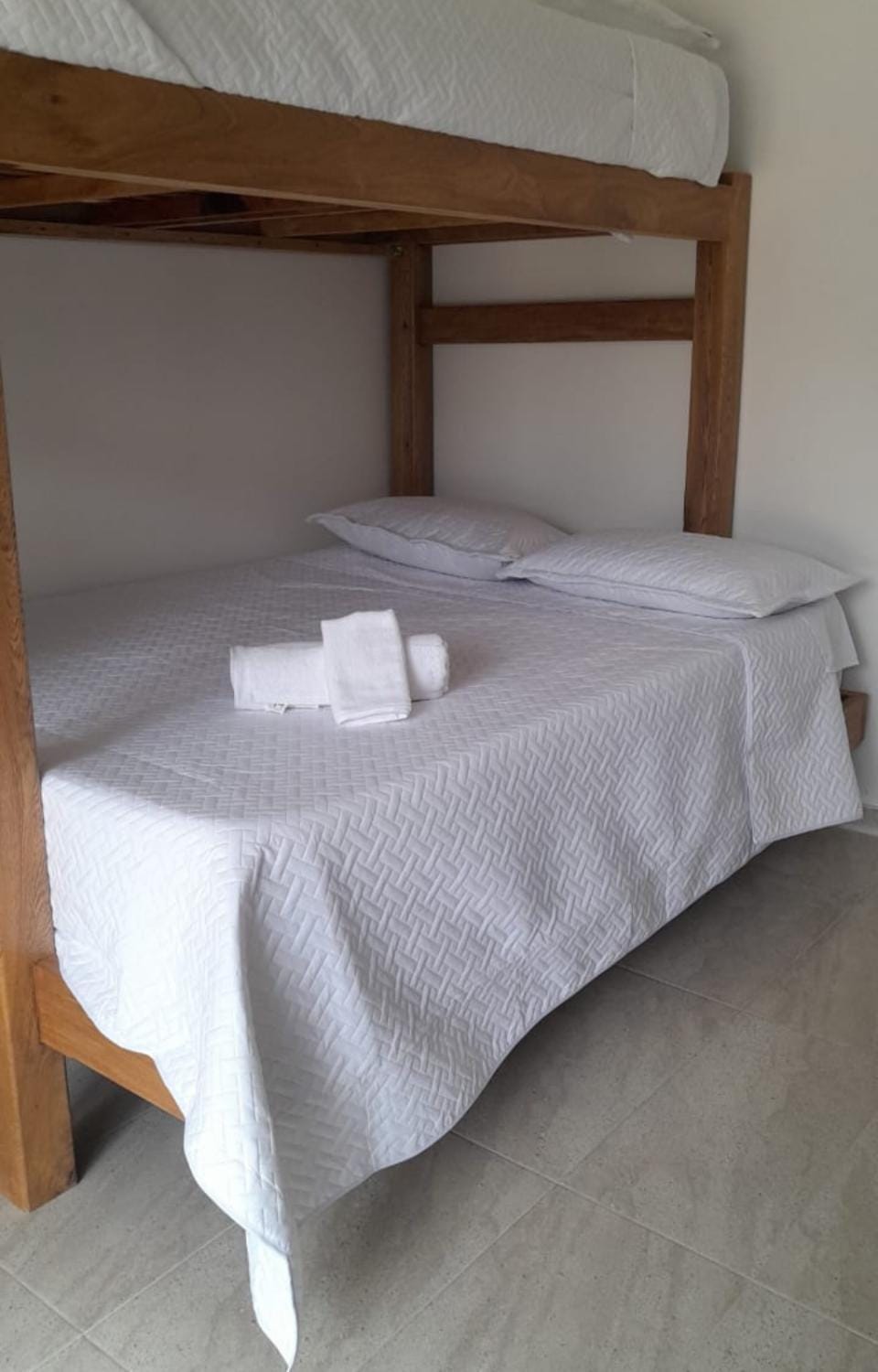 Bed, Photo of the whole room, Bedroom, bunk bed