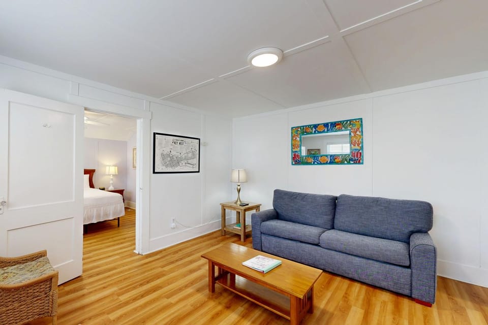 KW31D Orchid Suite Apartment in Key West