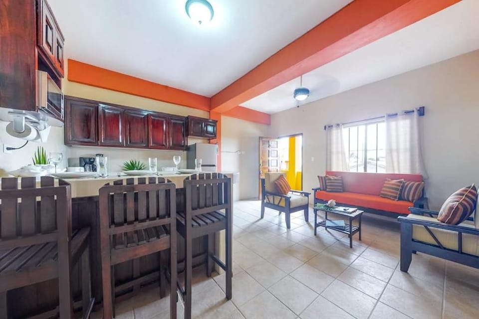 Four Mile #3 at Laguna Suite -Gold Standard Certified Apartment in San Pedro