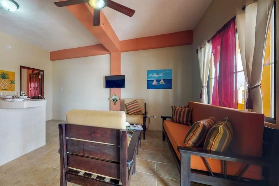 Northern #2 at Laguna Suite -Gold Standard Certified Apartment in San Pedro