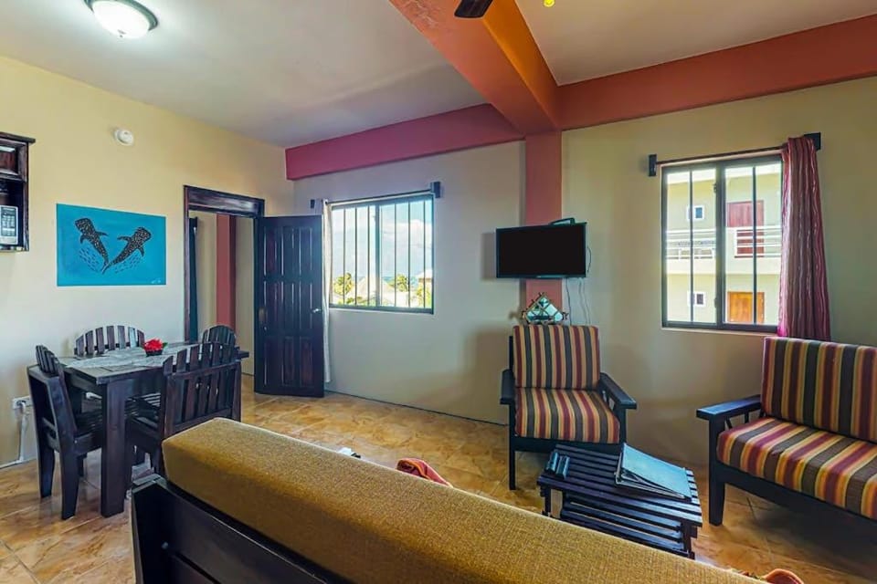 Eastern #8 at Laguna Suite -Gold Standard Certified Apartment in San Pedro