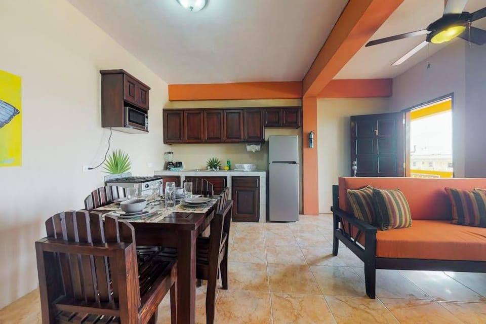 New River #7 at Laguna Suite -Gold Standard Certified Apartment in San Pedro
