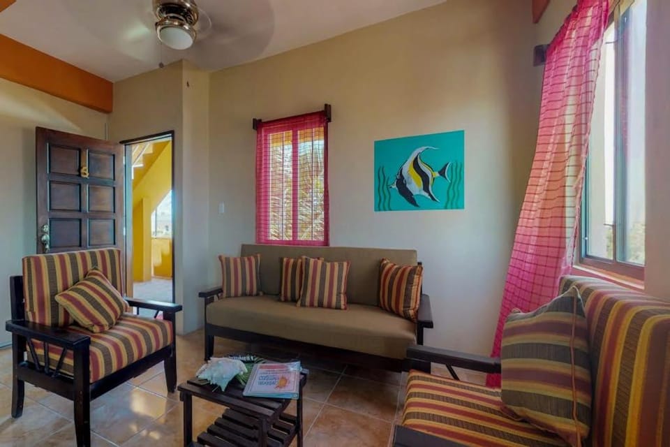Southern #5 at Laguna Suite -Gold Standard Certified Apartment in San Pedro