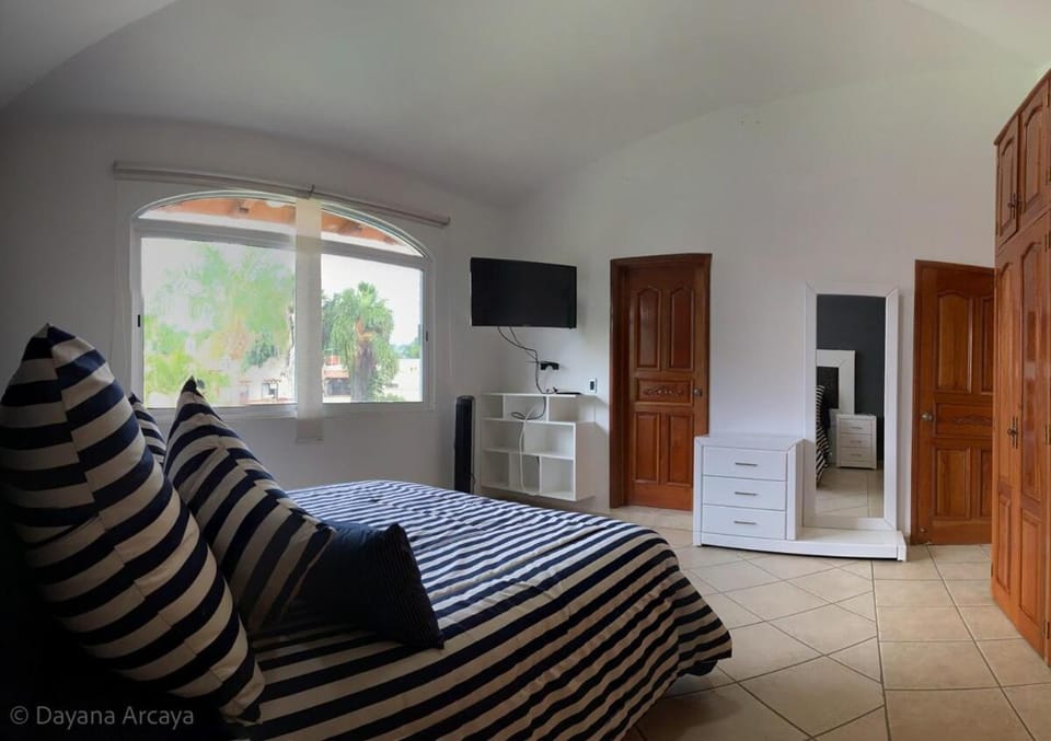 Lovely Home at Vista Hermosa, Cuernavaca House in Cuernavaca
