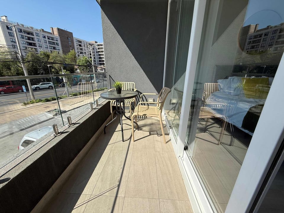 Las Condes Cozy Studio Steps from Park Hospital Apartment in Las Condes