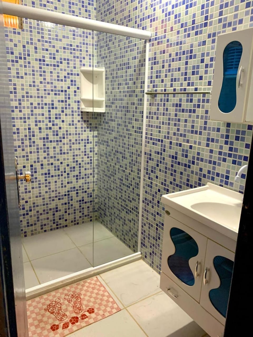 Shower, Bathroom, locker