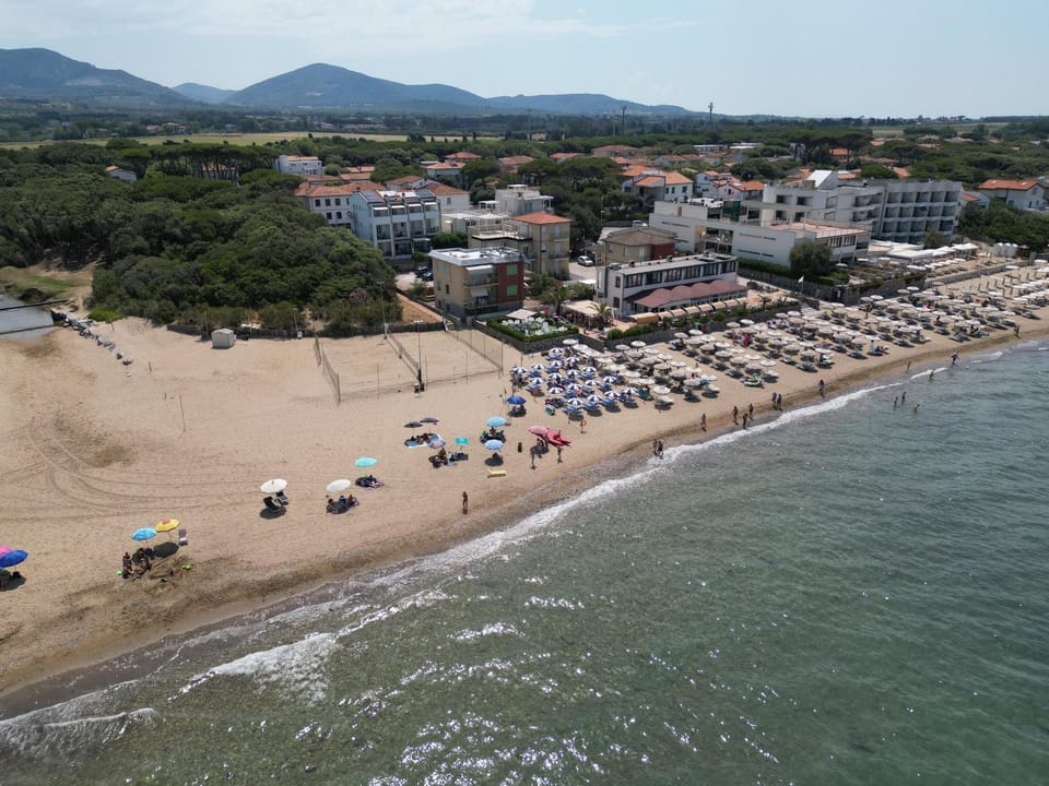 Property building, Bird's eye view, View (from property/room), Beach