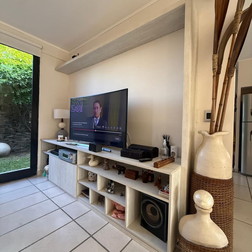 Communal lounge/ TV room, TV and multimedia, Evening entertainment