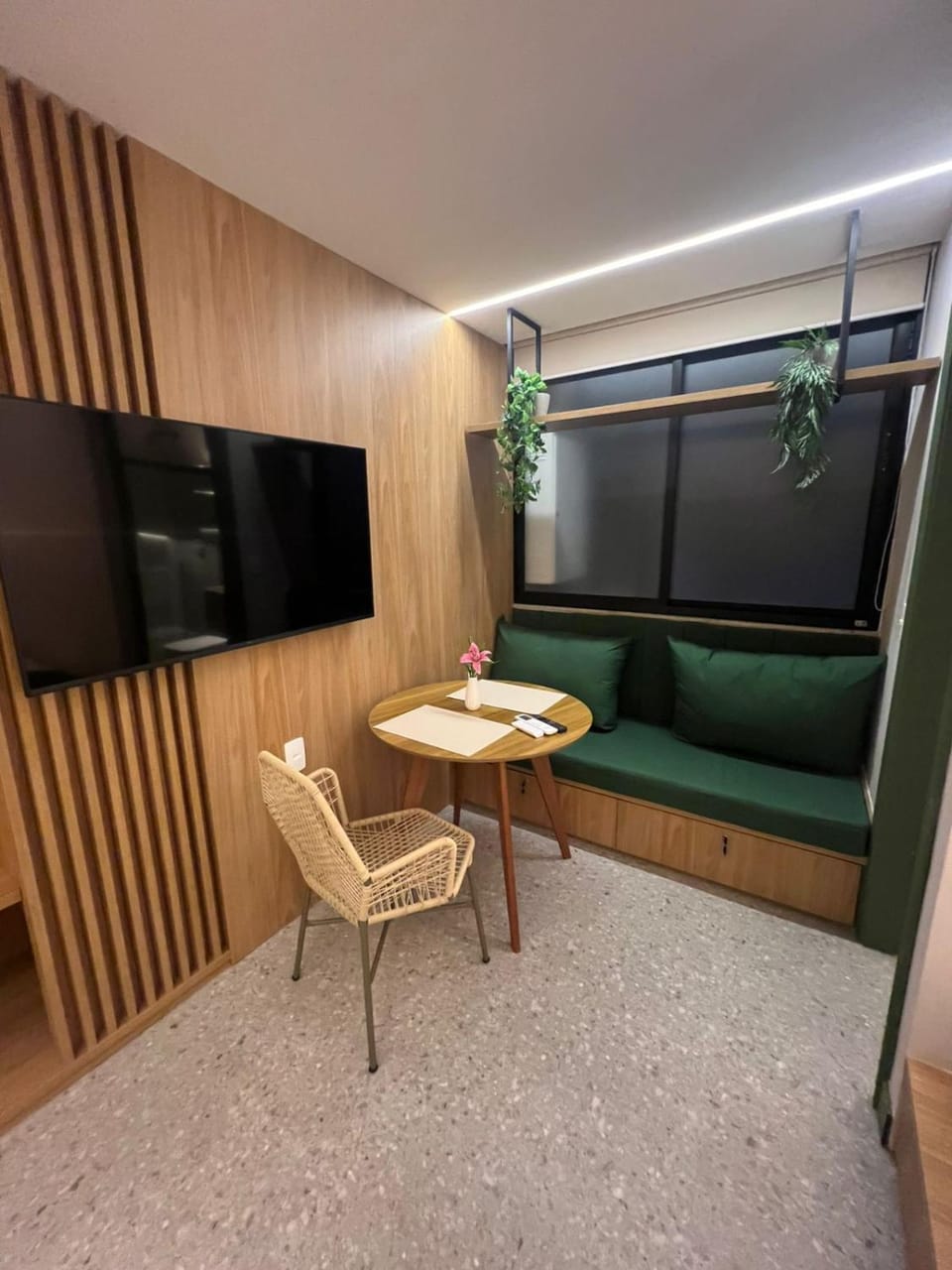 TV and multimedia, Living room, Seating area