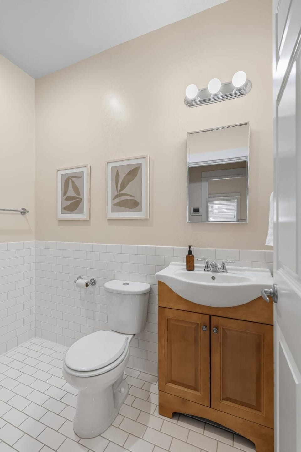 Trendy NW Portland Getaway - Walk to Dining & Bars Apartment in Portland