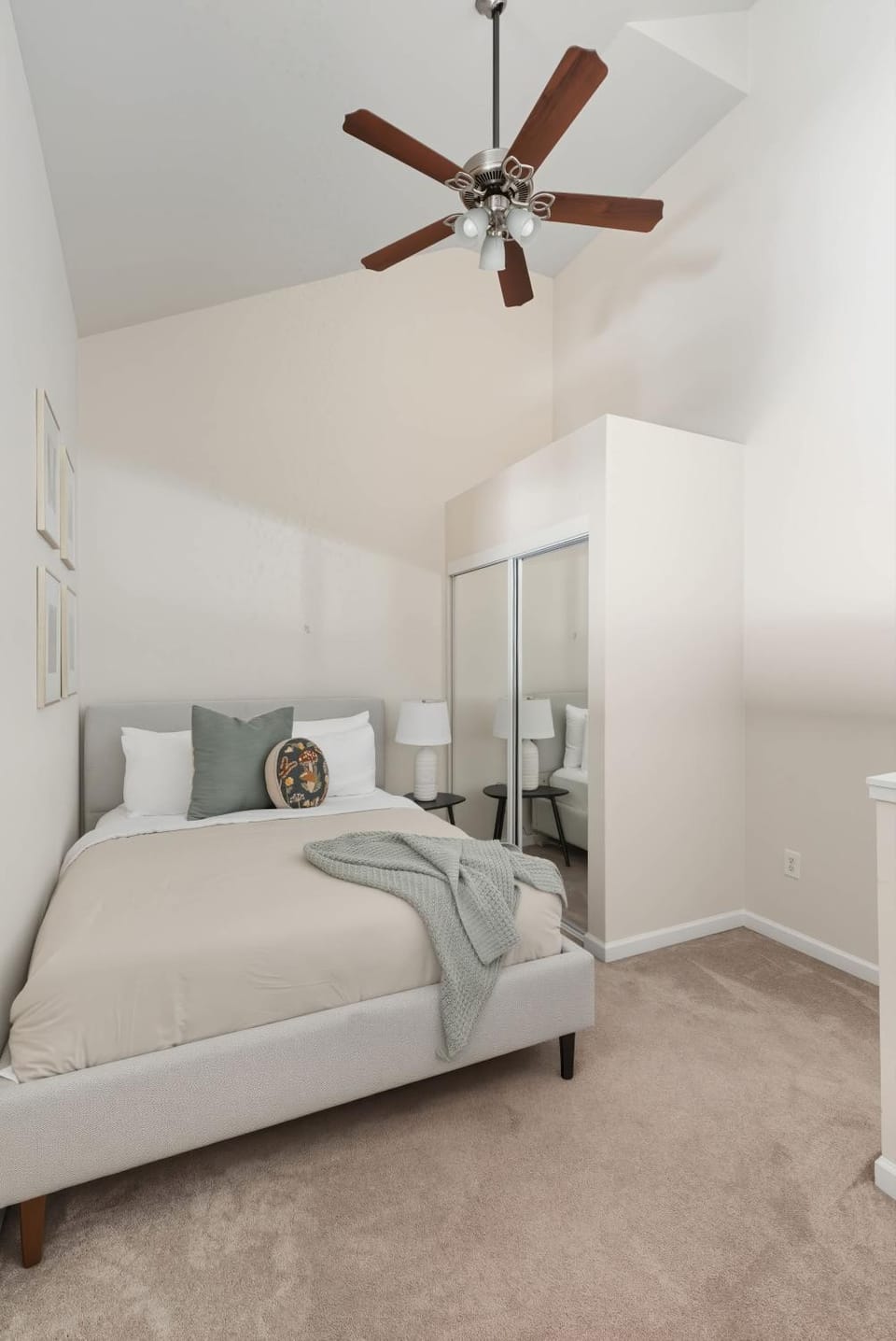 Trendy NW Portland Getaway - Walk to Dining & Bars Apartment in Portland