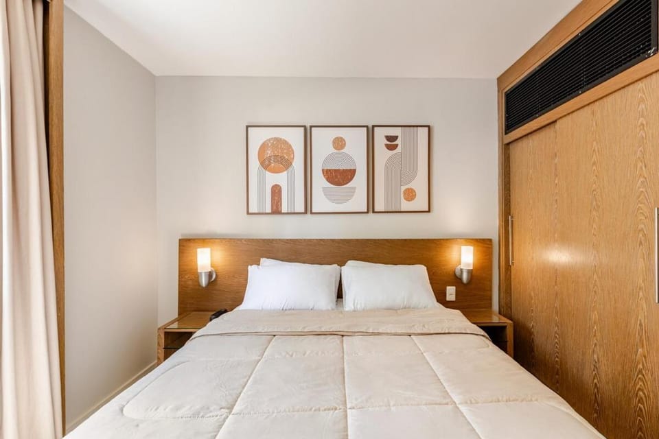 Bed, Photo of the whole room, wardrobe