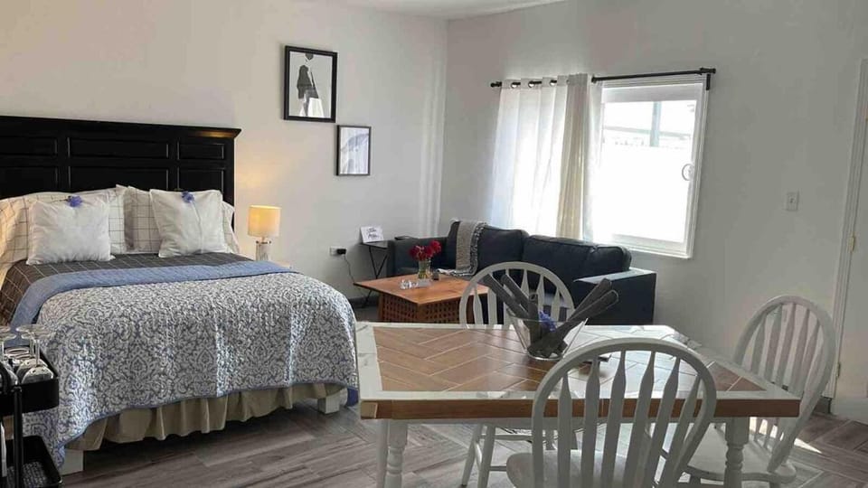 Studio 60- BEACH HOUSE Apartment in Ensenada